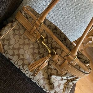 Coach handbag!!